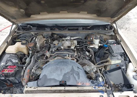 1997 Ford Crown Victoria Lx from USA, damaged, VIN 2FALP74WXVX141057